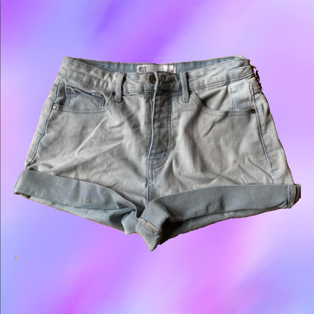 RSQ Light wash mom shorts